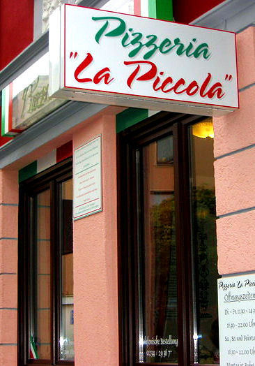 Pizzeria "LaPiccola"